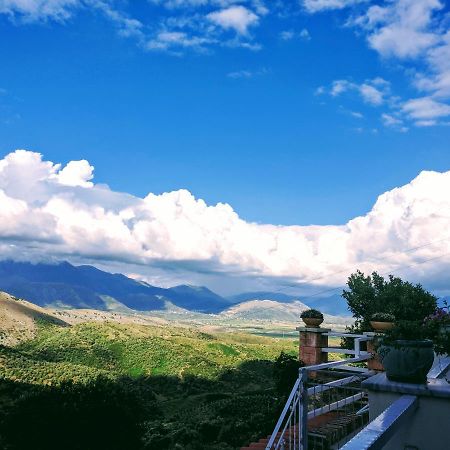NiviceSaranda Landscape公寓 外观 照片